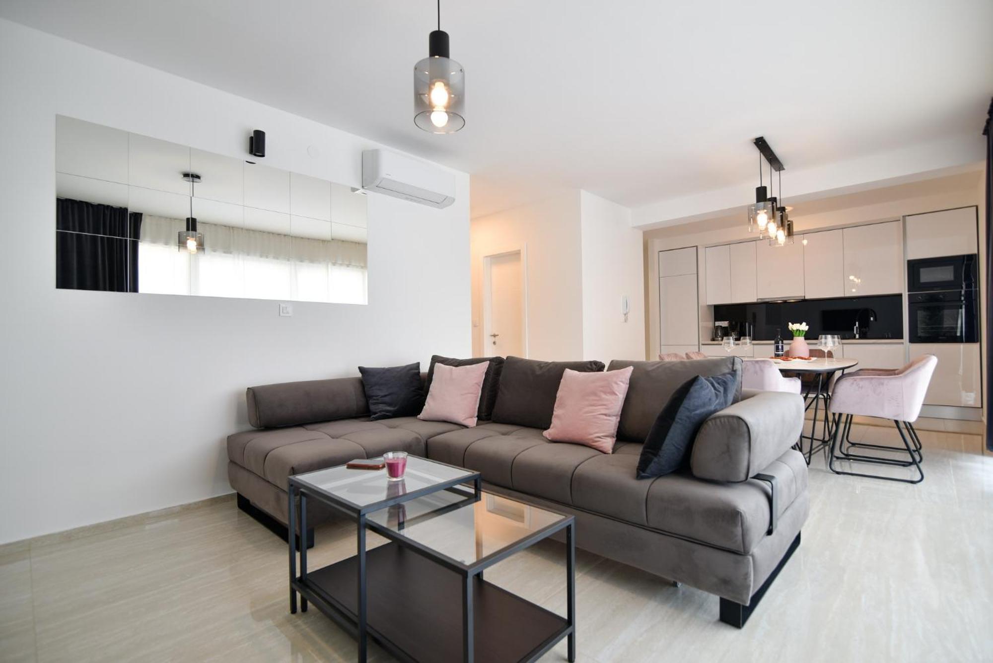 Luxury Apartments La Perla Бибинье Номер фото