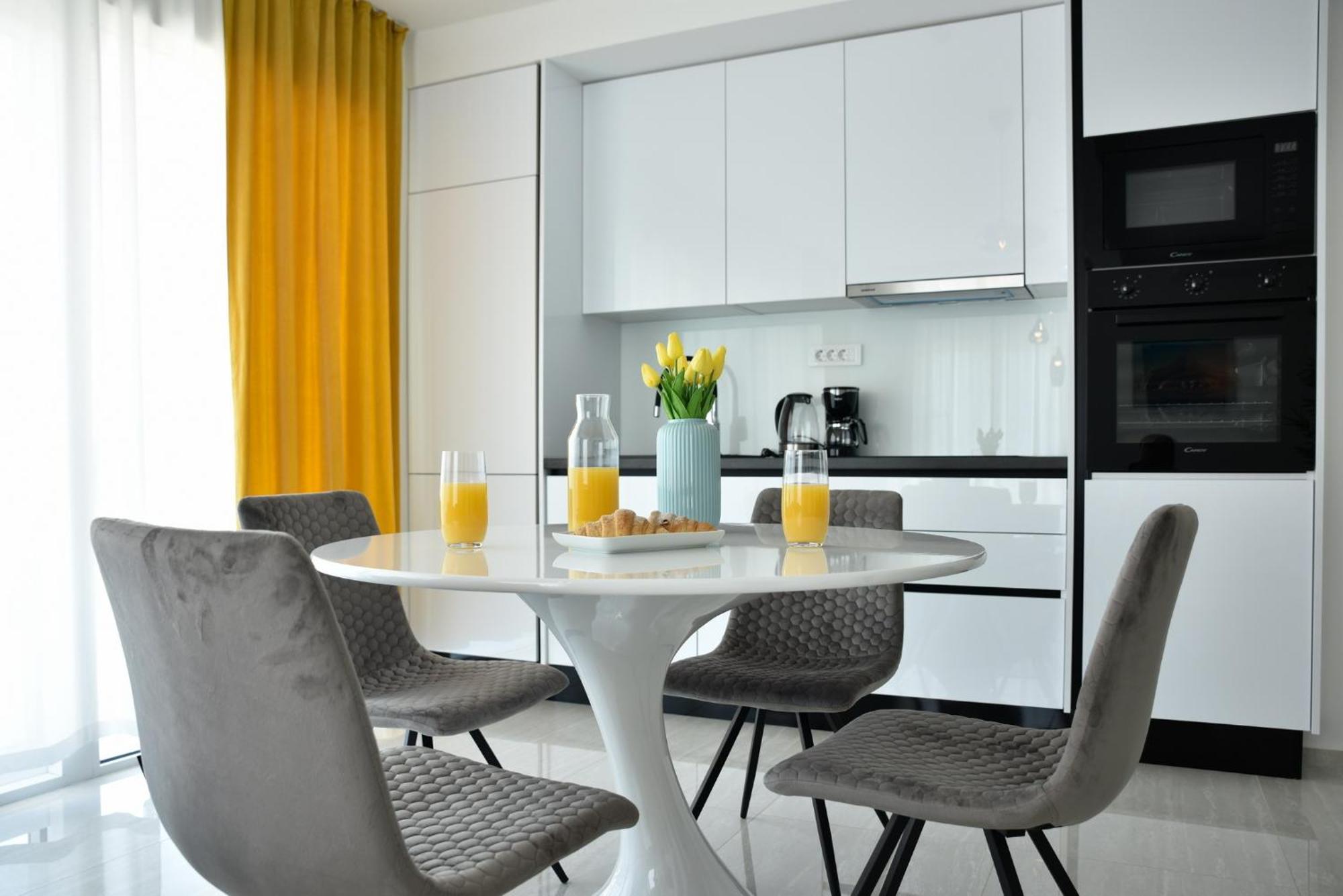 Luxury Apartments La Perla Бибинье Номер фото